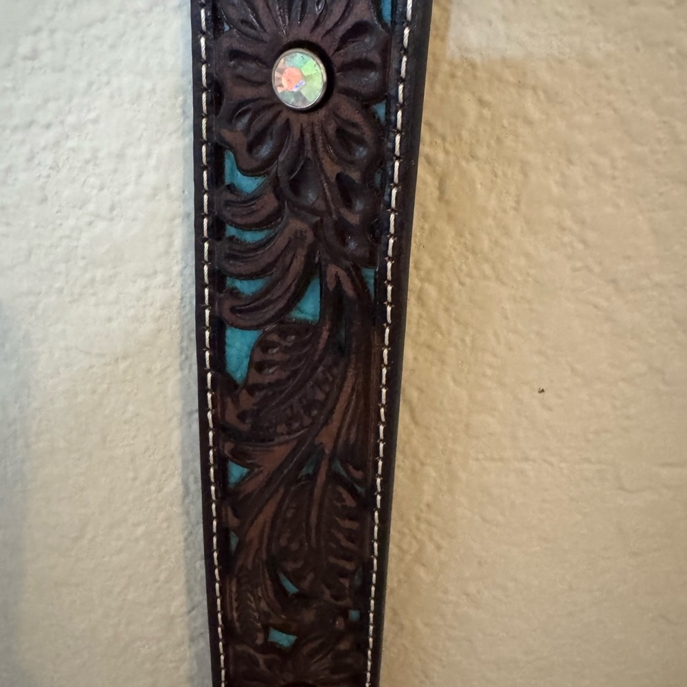 Ariat Brown Genuine Leather Belt with Silver Buckle and Swarovski Crystals - Picture 13 of 15